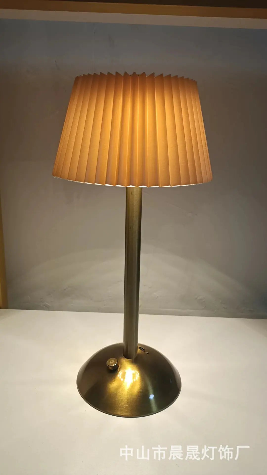 Modern Table Lamp - Cozy Bedroom Decor Light