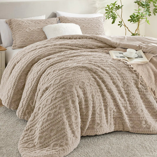 Homelike Moment Fluffy Twin Comforter Set Beige Sherpa Bedding Comforters Twin Size Soft Velvet Warm Comforters for Winter Fuzzy Fleece Bed Set 2 Pieces (1 Comforter 1 Pillowcases)