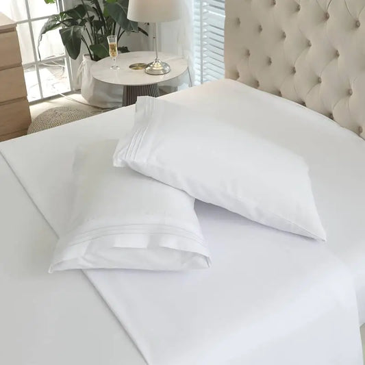 3/4pcs White Polyester Fitted Sheet Set with Pillowcase
