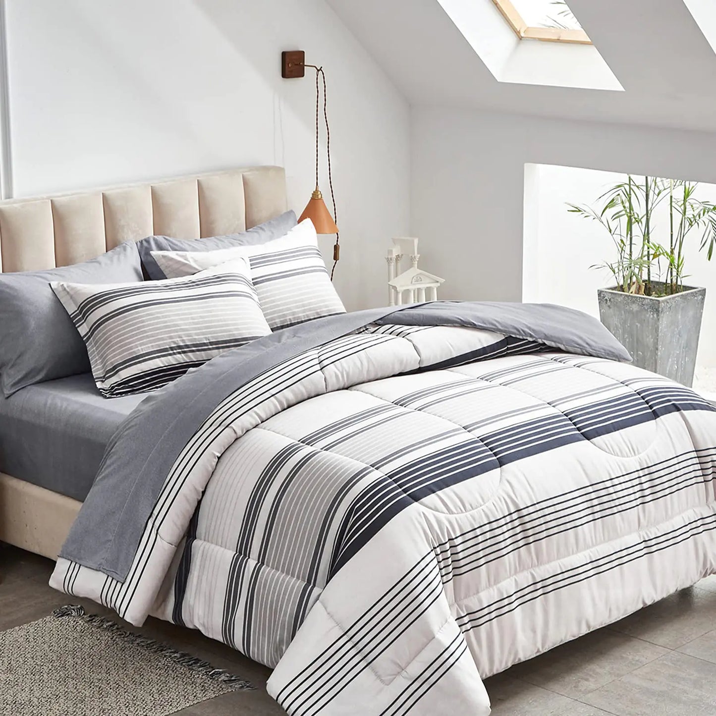 Flysheep Ombre Boho Striped Bed in a Bag 7 Piece California King Size Grey n Navy Black Stripes on White Comforter Sheet Set (1 Comforter 1 Flat Sheet 1 Fitted Sheet 2 Pillow Shams 2 Pillowcases)